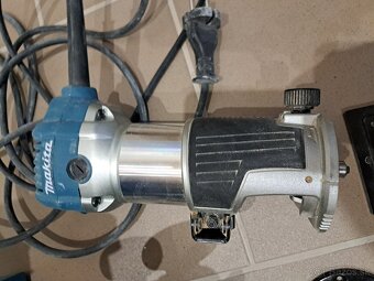 Makita RT0702CX2J / Kombinovaná frézka - 2