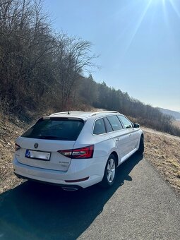 Škoda Superb 2.0 140kw 4x4 - 2