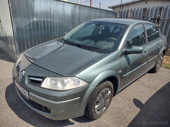 Renault Mégane 1.6 16V 82 kW - 2
