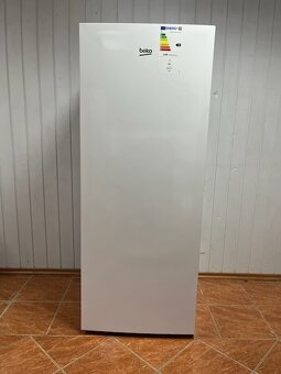 Monoklimaticka chladnička - 2