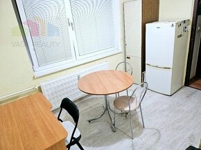 2,5 izbový byt Bánovce nad Bebravou / CENTRUM- STRED / KOMPL - 2