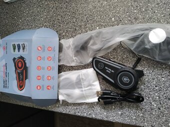 Bluetooth na prilbu - 2