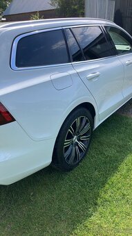 Volvo V60 D3 Inscription A/T 110 kW - 2
