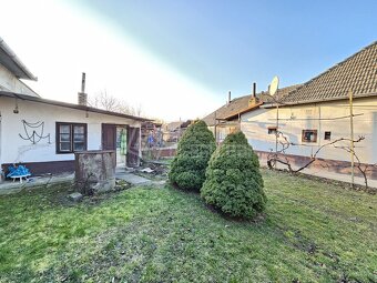 Rodinný dom v tichej časti obce s pozemkom 1129 m2, kú… - 2