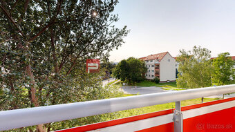 Na prenájom 2 izbový byt Pezinok, balkón, výťah - 2