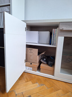 Minimalistická komoda - 2
