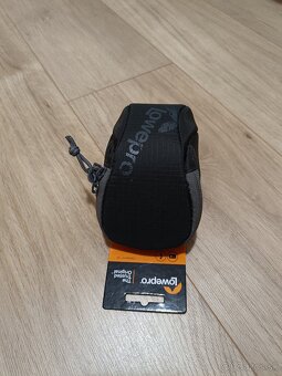 Nová brašňa Lowepro Dashpoint 20 šedá - 2