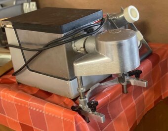 Miesič cesta, krájač zeleniny - 2