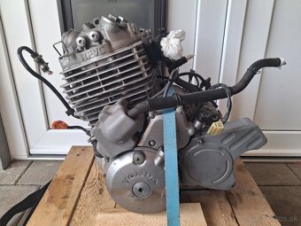 HONDA SLR 650 - 2