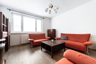 Na prenájom 4 izbový byt na ulici Bauerova na sídlisku KVP - 2