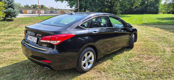 Hyundai i40 sedan 1.7CRDi r.v.:26.9.2014, 165.000km, WEBASTO - 2