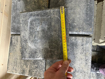 ZAMKOVA DLAZBA A INÝ MATERIÁL - 2