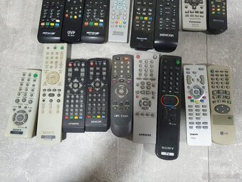 Predam originalne dialkove ovladace - 2