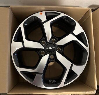 Nové Originál elektrony ®KIA Sportage R17 5x114,3 - 2