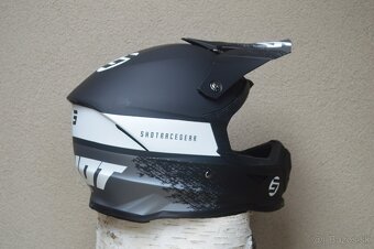 prilba okuliare čierno sivá mat shot - 2