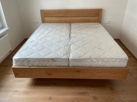 Dubová posteľ s úložným priestorom - levitujúci dizajn - 2