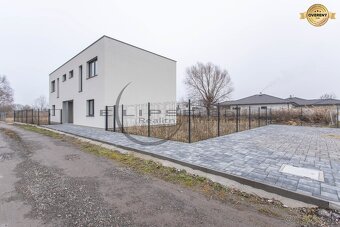 NA PREDAJ NOVOSTAVBA moderný 4-izb RD v Zohore - 2