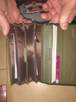 Penaženka nova smaragdova a ine - 2