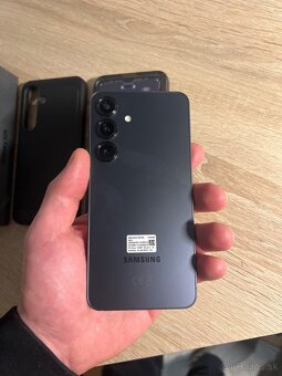 Samsung Galaxy S25 - 2