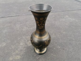 Predám mosadzná váza - 2