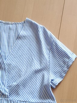 Šaty s pásikmi - pruhované šaty - 2