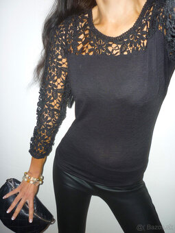 Čierny topík,značka ZARA. - 2