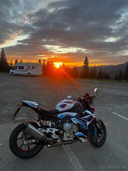 BMW m1000r - 2