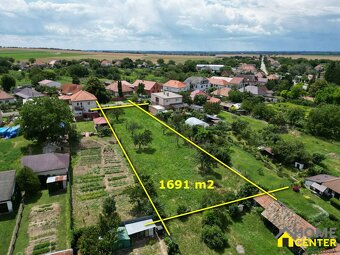 Na predaj : pekný veľký pozemok , na dobrom mieste , Radava - 2