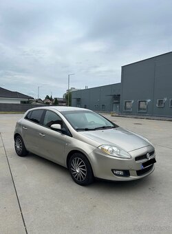Fiat bravo 1.4 Benzín 177 000 km klíma - 2