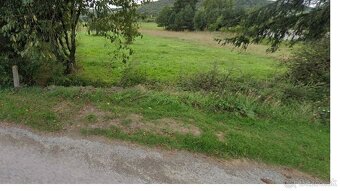 Na predaj krásny pozemok na výstavbu Rodinného domu - Strop - 2