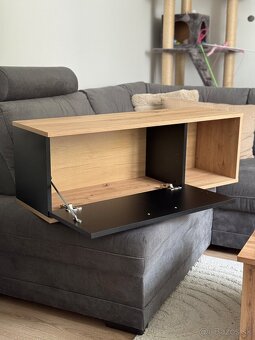 Zavesna polička s dvierkami - 2