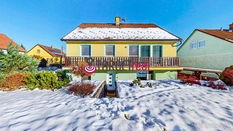 PREDAJ : priestranný rodinný dom po rekonštrukcii v skvelej - 2