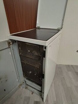 SPORÁK na drevo 6kw - 2