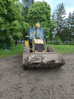 New Holland B115 - 2