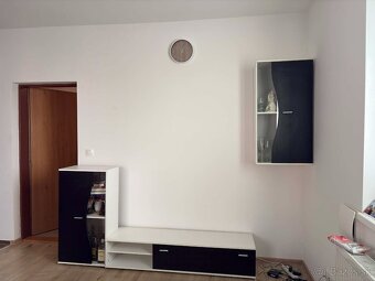 Obývacia stena+konferenčný stolík - 2