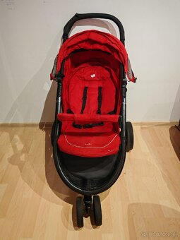Detský kočík značky Joie - 2