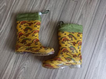 Gumáky dinosaurus-super stav,veľkosť 31,Coccodrillo - 2