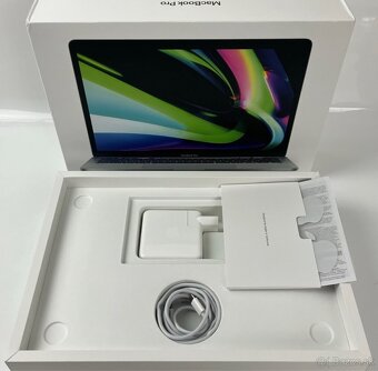 Macbook Pro 2022 M2 13” - 2