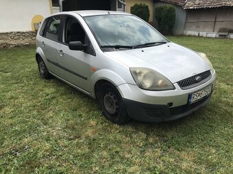 Ford Fiesta 1.3 - 2