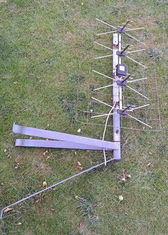 Darujem konzolu na antenu aj satelit - 2