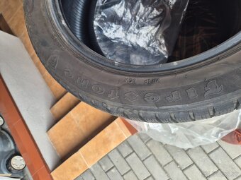 Predam zimne pneu. 235/50r18 101v - 2