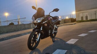 Honda CBR125R - 2