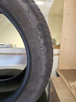 255x50R19 Michelin - 2