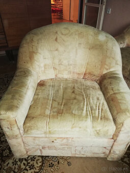 Predám rohový gauč s kreslom – rozkladací, s úložným priesto - 2