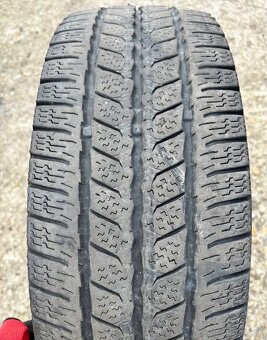 Zimné pneu 215/65 R15C 104/102T - 2