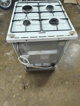 Predám plynový sporak - 2