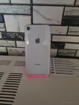 Vymenim iphone 8 64GB - 2