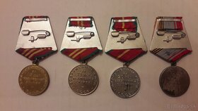 sovietske vyznamenania (odznaky) č.1. - 2
