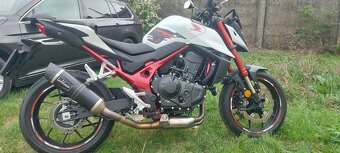 Predam Hondu Hornet 750 - 2