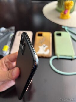 Apple iPhone 11 PRO 256GB - 2